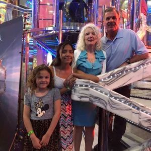 Meet your Posher, Danya